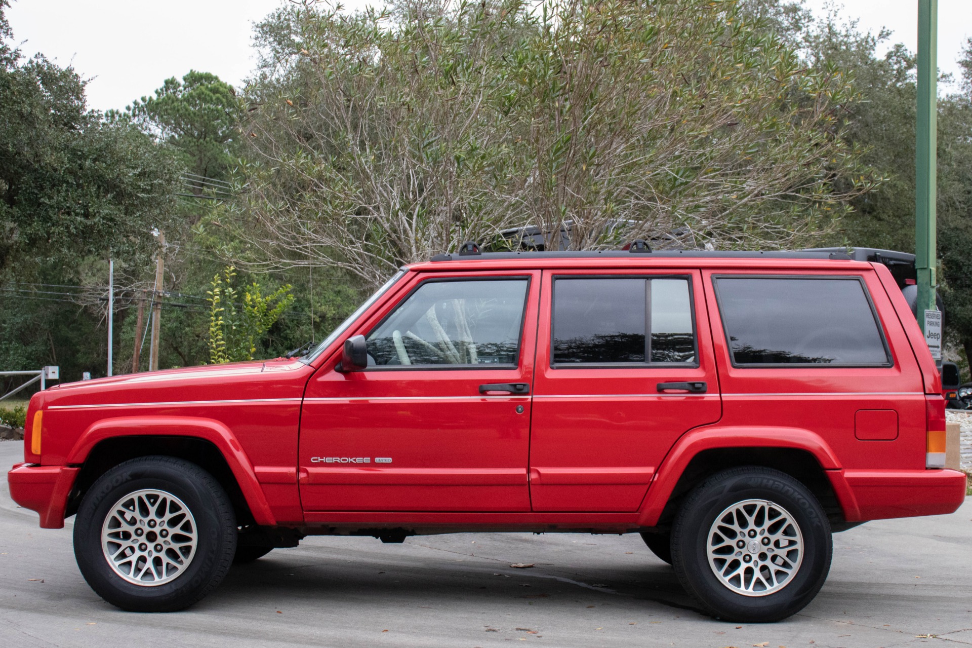 1998 Jeep Grand Cherokee Limited 5.9 L For Sale: Unearthing a Modern Classic 1998 Jeep Grand Cherokee Limited 5.9 L For Sale: Unearthing a Modern Classic