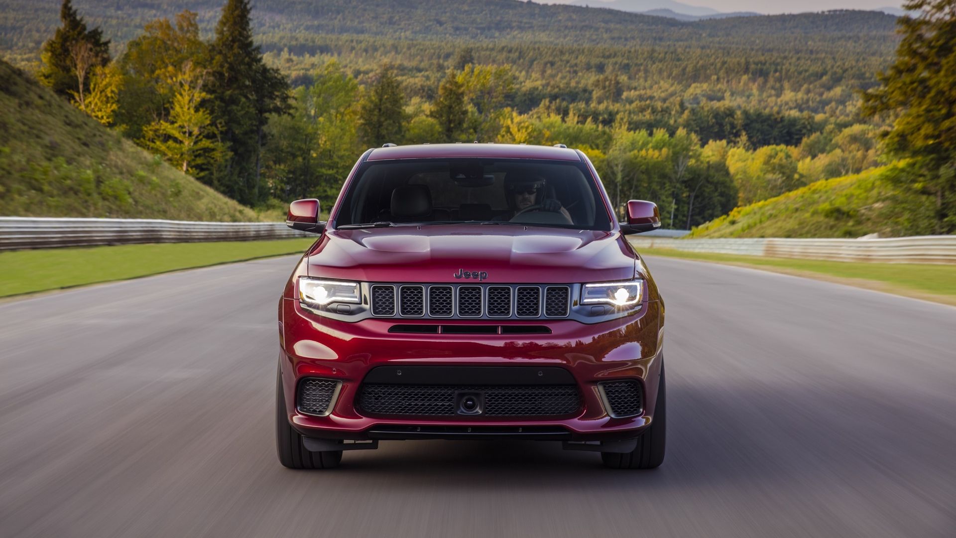 2021 Jeep Trackhawk Top Speed: Unleashing the Super-SUV’s Full Potential