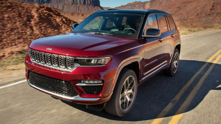 Grand Jeep Cherokee: The Enduring Icon of Luxury and Capability Grand Jeep Cherokee: The Enduring Icon of Luxury and Capability