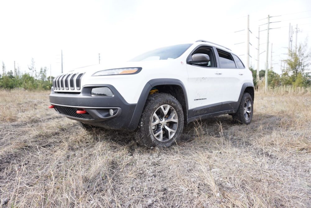 Jeep Cherokee Trailhawk Lift Kit: Elevate Your Adventure