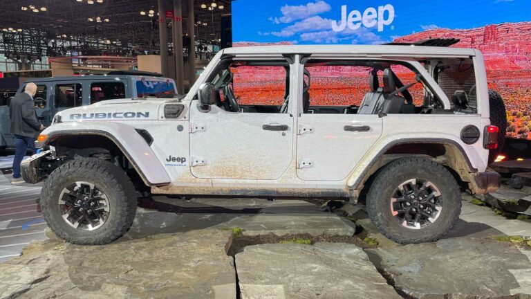 Wrecked Jeep Wrangler Rubicon For Sale: Your Path to Off-Road Glory (or a Parts Bin)
